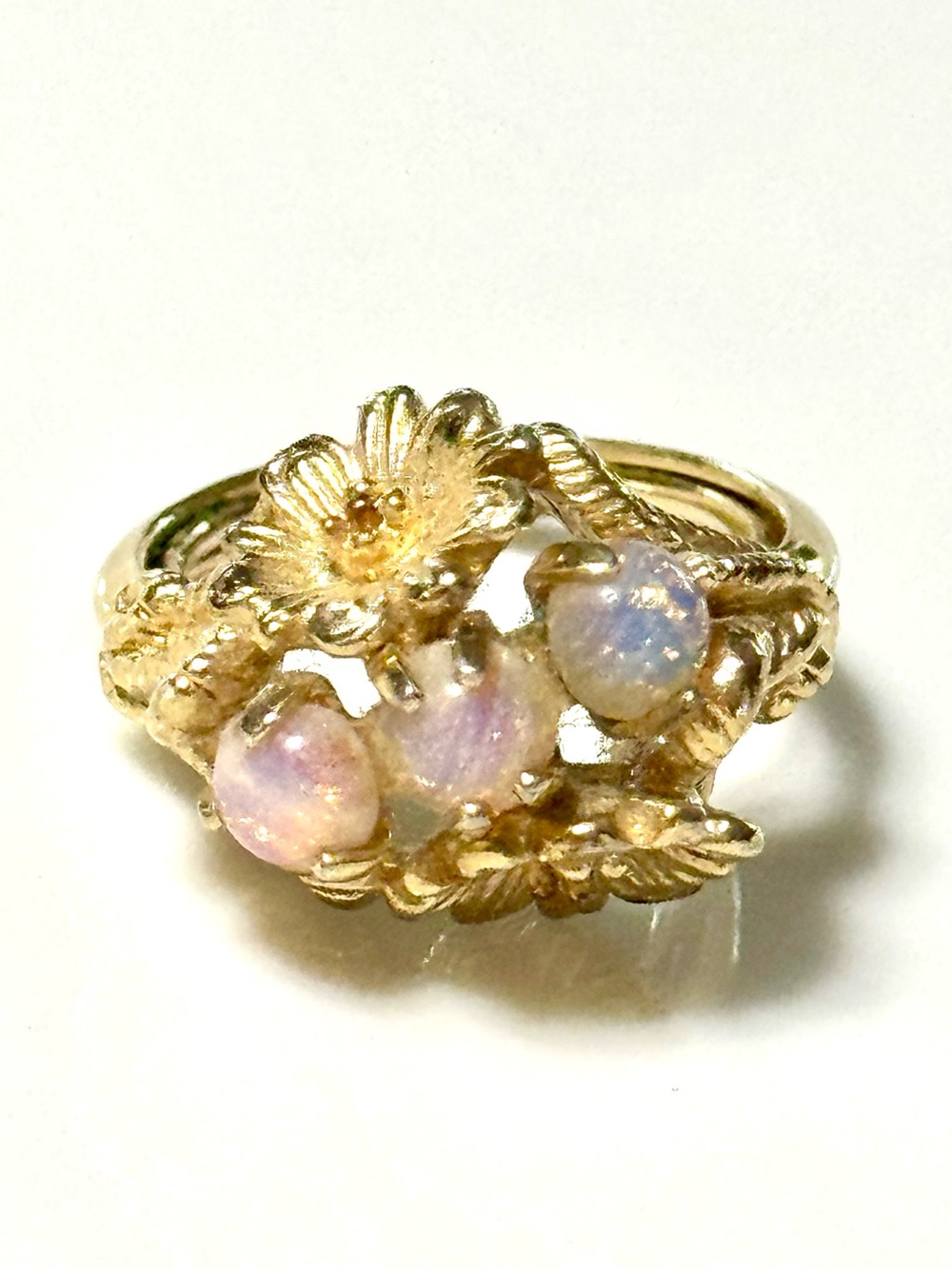 Vintage 70s Avon Opal Ring. 7 1/2